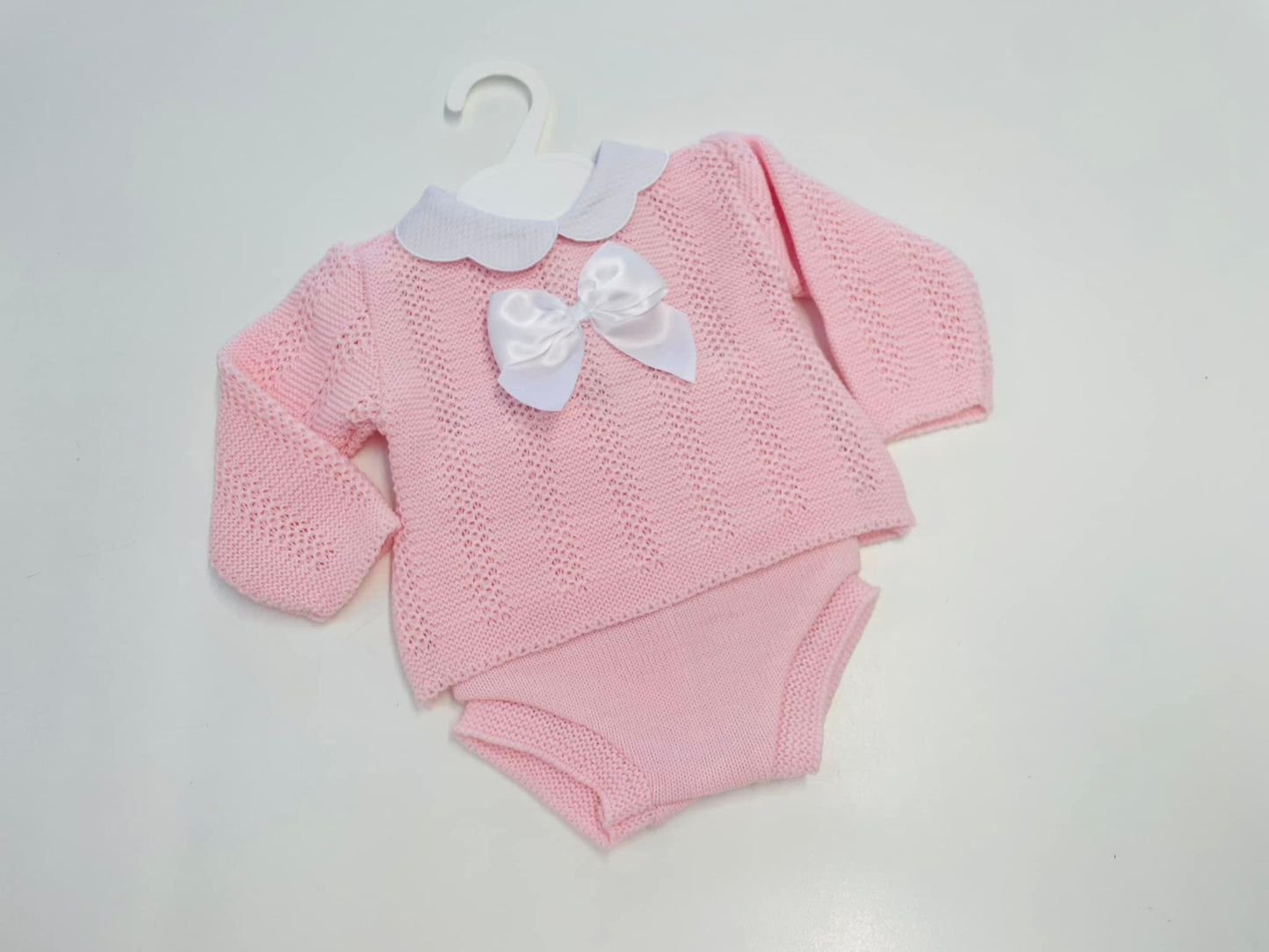 Adorable pink knit Jam Pants Set